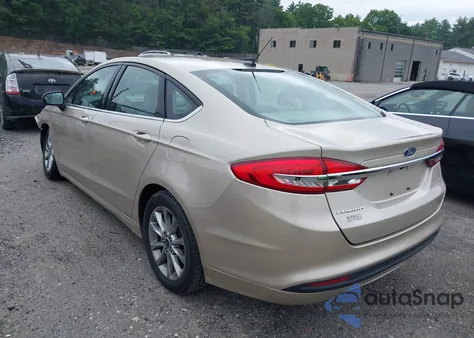 2017 Ford Fusion Se z USA, uszkodzony, nr VIN 3FA6P0H73HR344902
